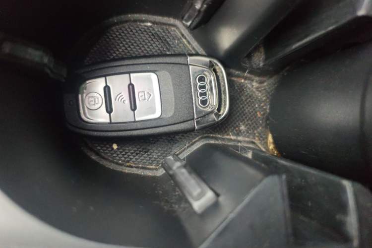 Used Audi Q3 2020 35 TFSI Ambition Dynamic Edition Vehicle Key