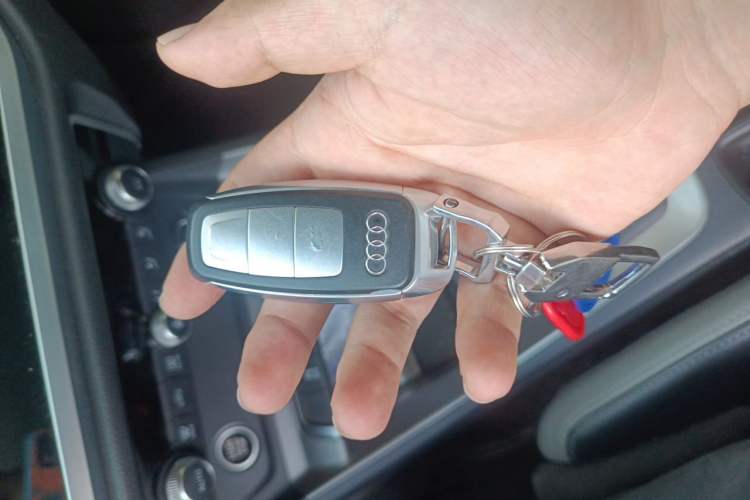 Used Audi Q3 2020 35 TFSI Fashion Dynamic Model Vehicle Key