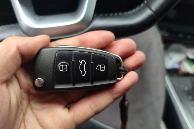 Used Audi Q3 2020 40 TFSI Fashion Dynamic Model Vehicle Key