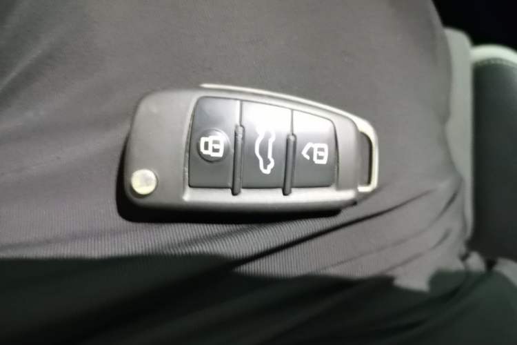 Used Audi Q3 2020 40 TFSI Fashion Dynamic Model Vehicle Key