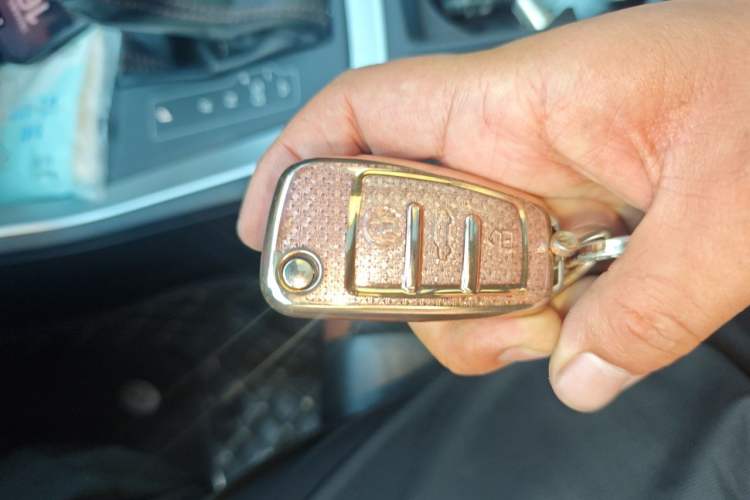 Used Audi Q3 2020 35 TFSI Fashionable and Elegant Model Vehicle Key