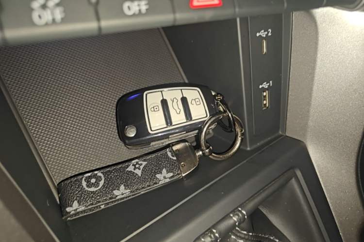 Used Audi Q3 2020 40 TFSI Fashion Dynamic Model Vehicle Key