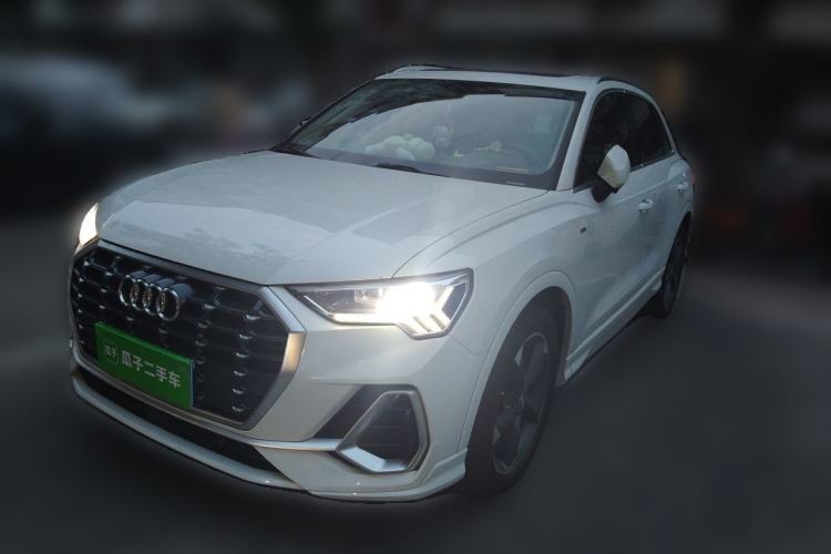 Used Audi Q3 2020 35 TFSI Fashion Dynamic Model Guazi used car, China used car export, Used car for sale, Used cars, Cheapest cars for sale