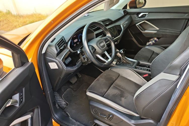 Used Audi Q3 2020 35 TFSI Ambition Dynamic Edition Driver Seat