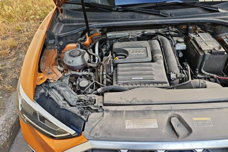 Used Audi Q3 2020 35 TFSI Ambition Dynamic Edition Engine Bay Right