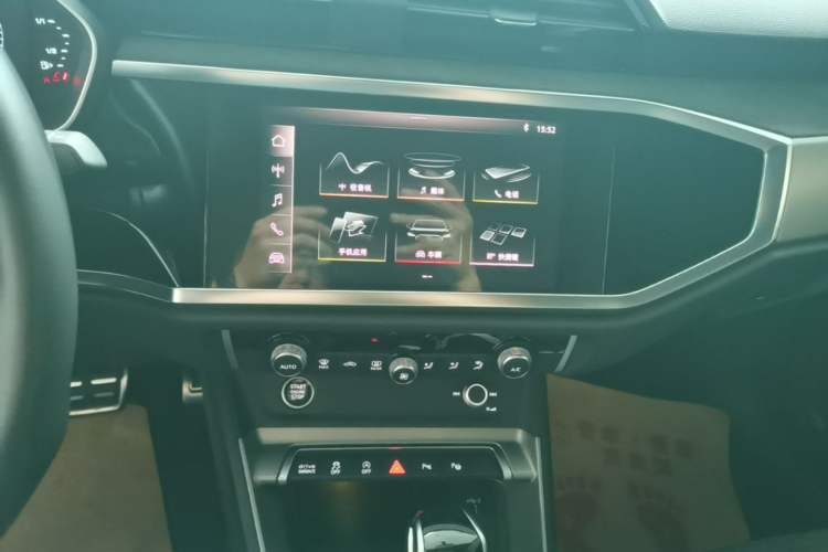 Used Audi Q3 2021 40 TFSI Fashion Dynamic Model Audio And AC Panel