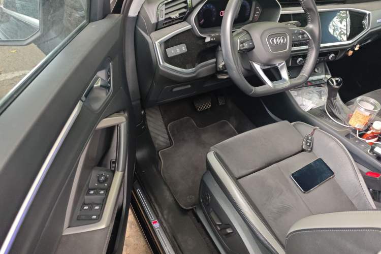 Used Audi Q3 2021 35 TFSI Fashion Dynamic Model Driver Seat