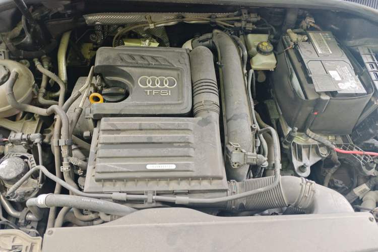 Used Audi Q3 2021 35 TFSI Fashion Dynamic Model Engine Bay