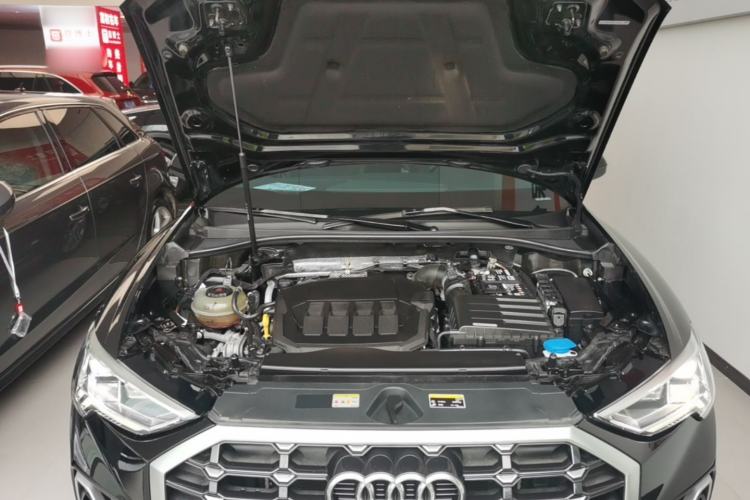 Used Audi Q3 2021 40 TFSI Fashion Dynamic Model Engine Bay