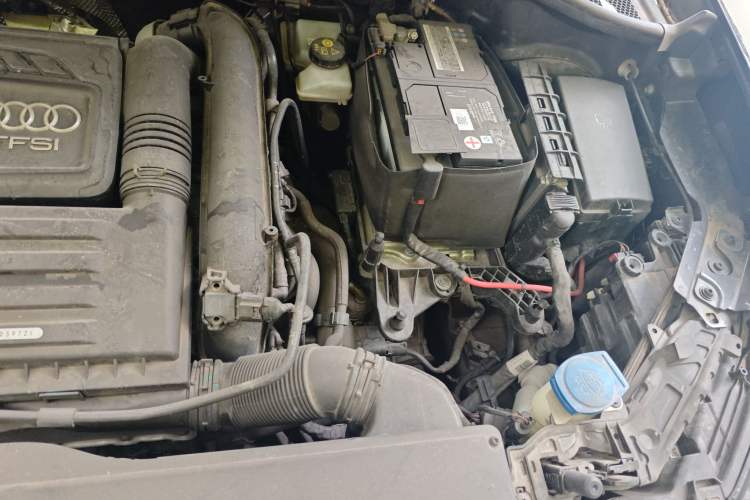 Used Audi Q3 2021 35 TFSI Fashion Dynamic Model Engine Bay Left