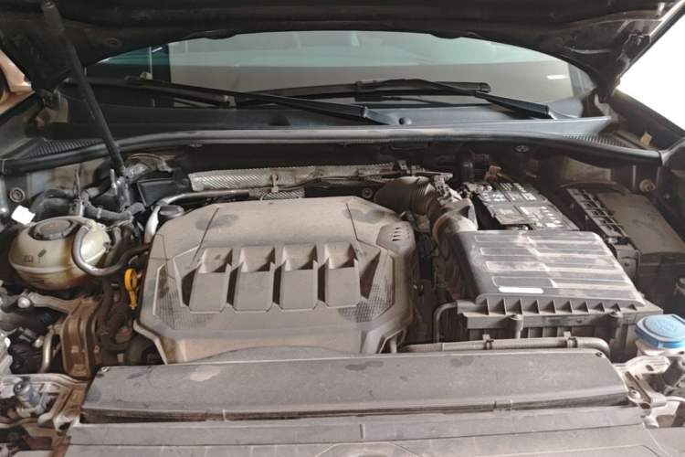 Used Audi Q3 2021 40 TFSI Fashion Dynamic Model Engine Bay