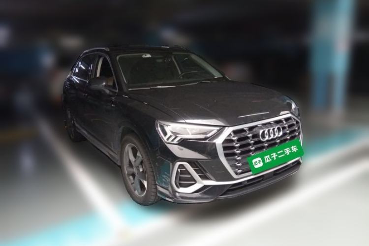 Used Audi Q3 2021 35 TFSI Fashion Dynamic Model Front Right 45 Deg