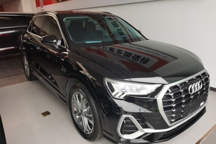 Used Audi Q3 2021 40 TFSI Fashion Dynamic Model Front Right 45 Deg