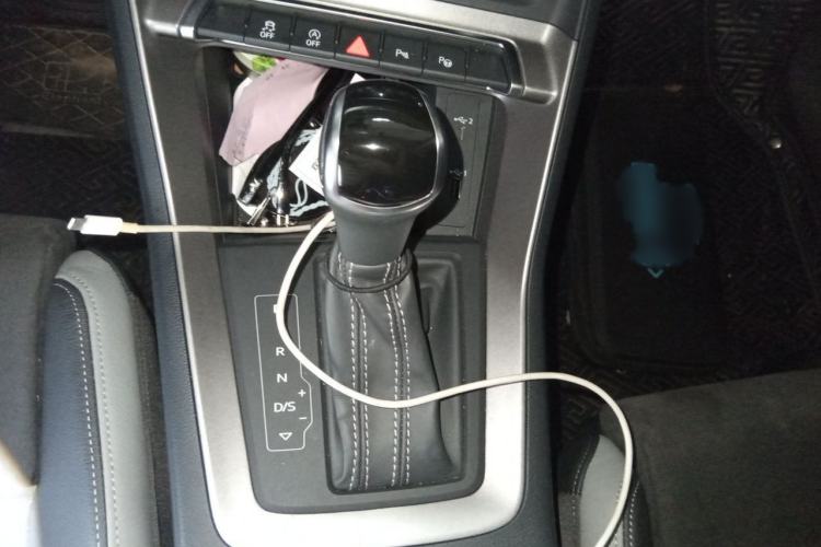 Used Audi Q3 2021 35 TFSI Fashion Dynamic Model Gear Lever