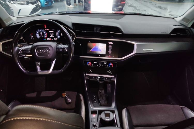 Used Audi Q3 2021 35 TFSI Fashion Dynamic Model Interior 2