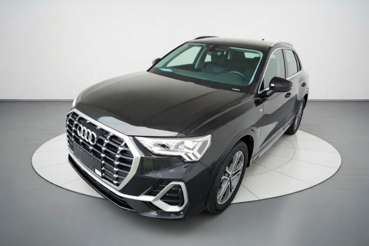 Used Audi Q3 2021 40 TFSI Fashion Dynamic Model Guazi used car, China used car export, Used car for sale, Used cars, Cheapest cars for sale