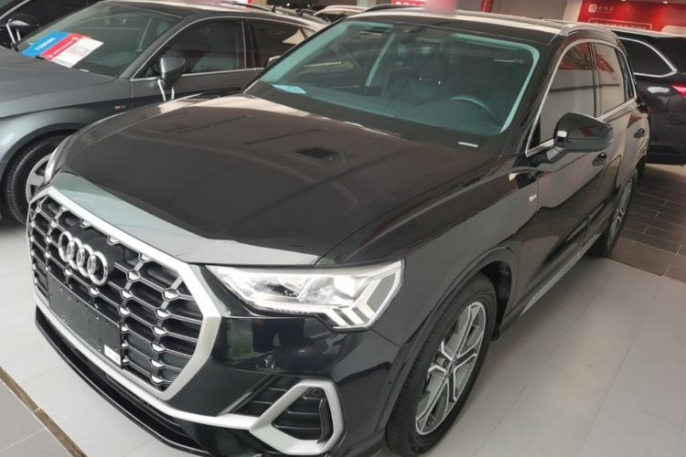Used Audi Q3 2021 40 TFSI Fashion Dynamic Model Guazi used car, China used car export, Used car for sale, Used cars, Cheapest cars for sale