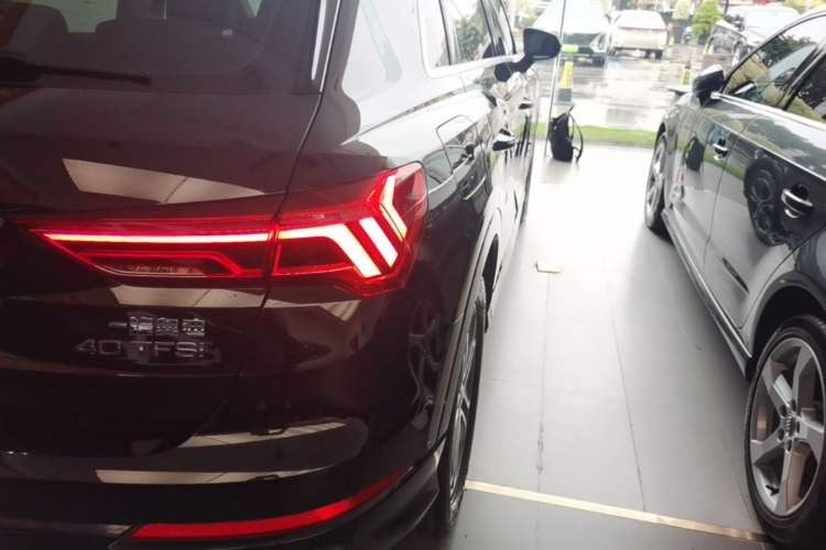 Used Audi Q3 2021 40 TFSI Fashion Dynamic Model Right Rear Taillight