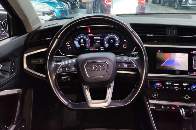 Used Audi Q3 2021 35 TFSI Fashion Dynamic Model Steering Wheel