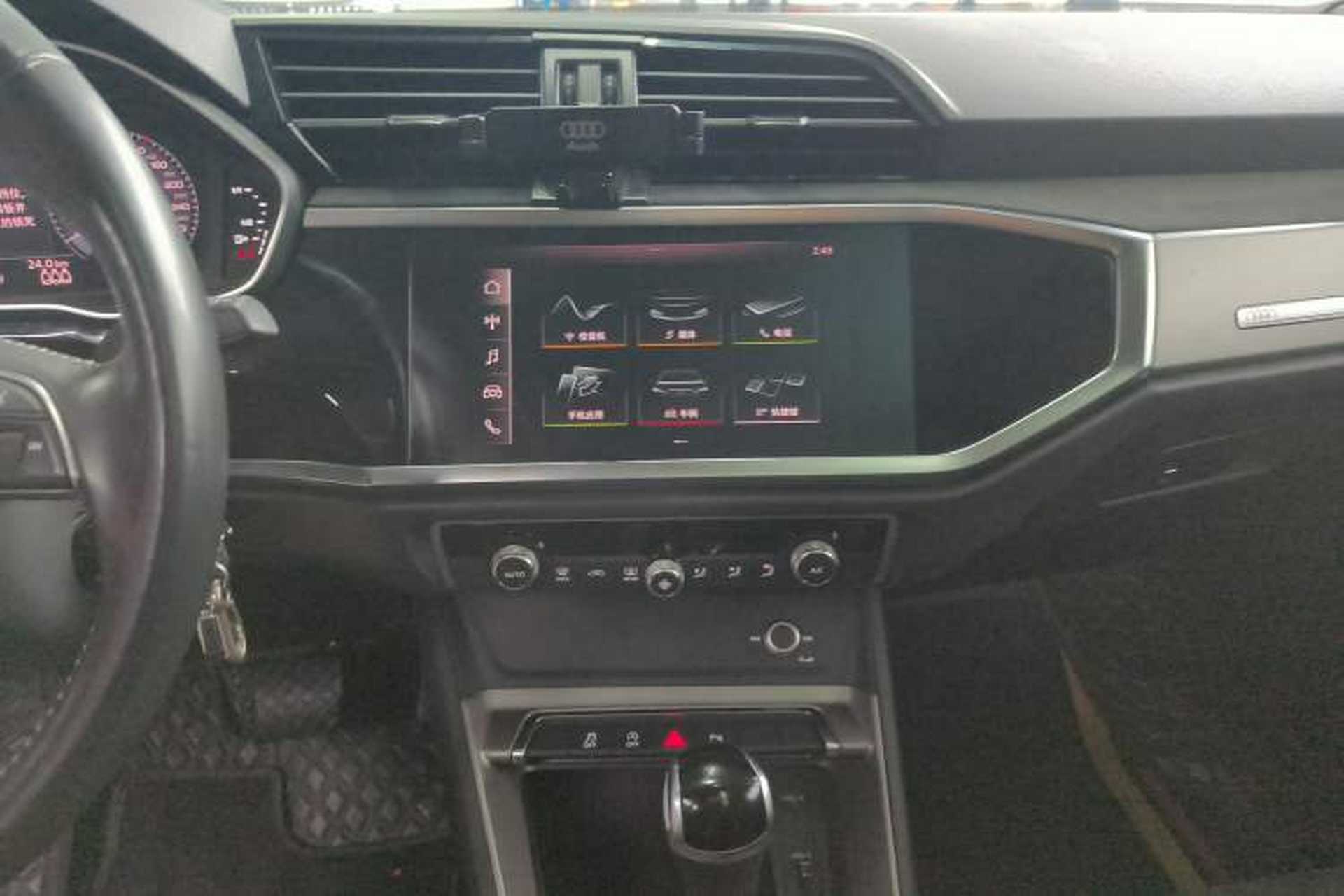 Used Audi Q3 2021 35 TFSI Progressive Dynamic Edition Audio And AC Panel