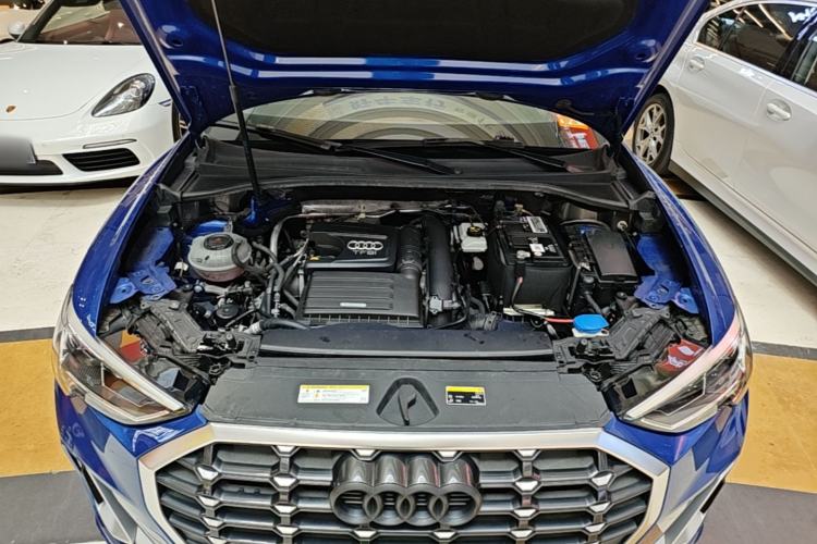 Used Audi Q3 2021 35 TFSI Fashion Dynamic Model Engine Bay