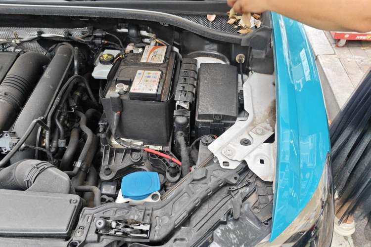 Used Audi Q3 2021 35 TFSI Fashion Dynamic Model Engine Bay Left