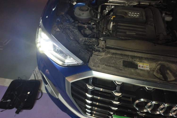 Used Audi Q3 2021 35 TFSI Progressive Dynamic Edition Engine Bay Right
