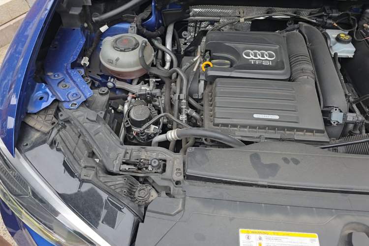 Used Audi Q3 2021 35 TFSI Progressive Dynamic Edition Engine Bay Right