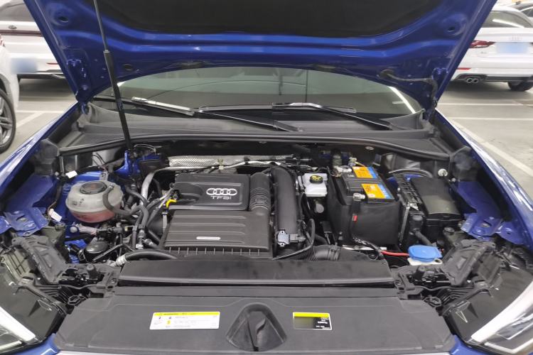 Used Audi Q3 2021 35 TFSI Fashion Dynamic Model Engine Bay