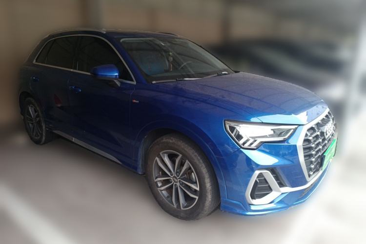 Used Audi Q3 2021 35 TFSI Progressive Dynamic Edition Front Right 45 Deg