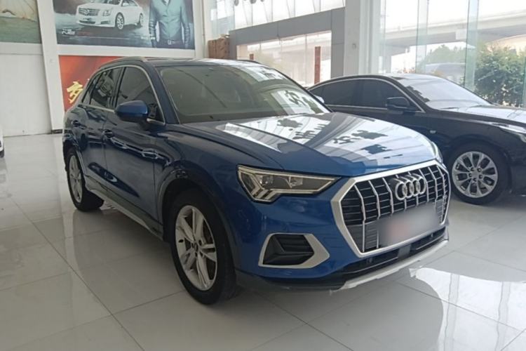 Used Audi Q3 2021 35 TFSI Fashionable and Elegant Model Front Right 45 Deg
