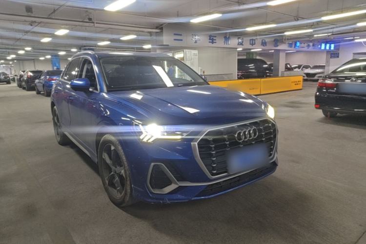 Used Audi Q3 2021 35 TFSI Fashion Dynamic Model Front Right 45 Deg