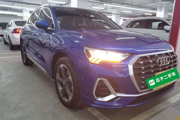 Used Audi Q3 2021 35 TFSI Fashion Dynamic Model Front Right 45 Deg