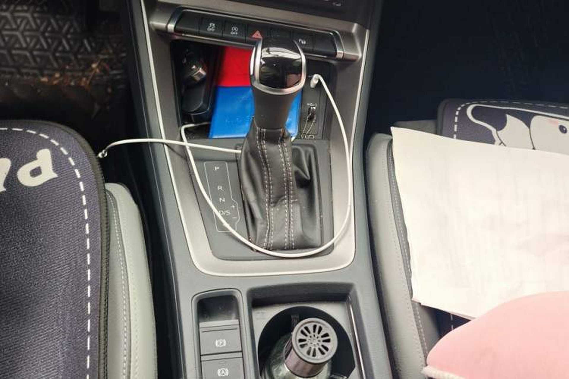 Used Audi Q3 2021 35 TFSI Progressive Dynamic Edition Gear Lever