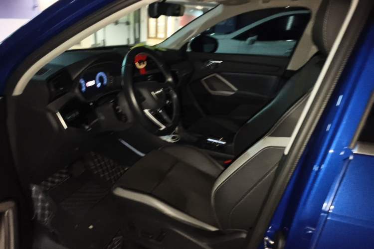 Used Audi Q3 2021 35 TFSI Progressive Dynamic Edition Left Front Seat