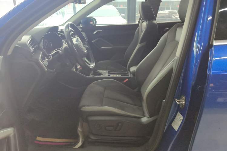 Used Audi Q3 2021 35 TFSI Progressive Dynamic Edition Left Front Seat