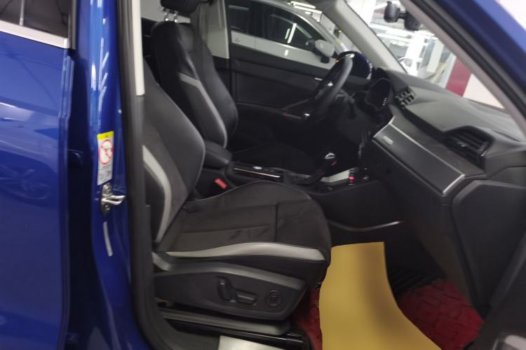 Used Audi Q3 2021 35 TFSI Fashion Dynamic Model Right Front Seat