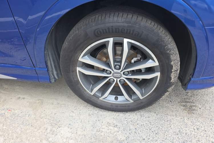 Used Audi Q3 2021 35 TFSI Progressive Dynamic Edition Right Front Wheel Hub