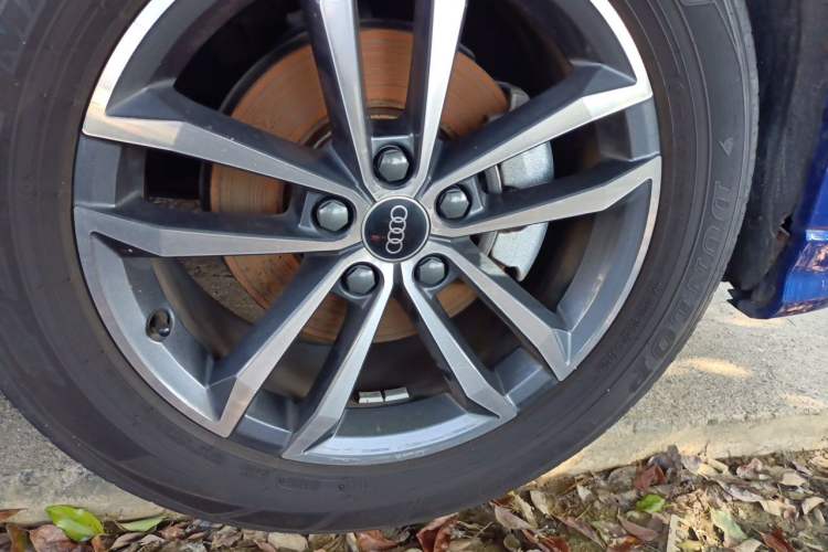 Used Audi Q3 2021 35 TFSI Progressive Dynamic Edition Right Front Wheel Hub