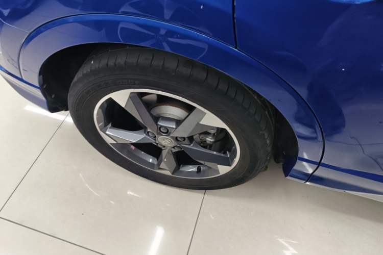 Used Audi Q3 2021 35 TFSI Fashion Dynamic Model Right Rear Wheel Hub