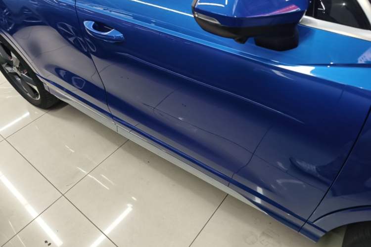 Used Audi Q3 2021 35 TFSI Fashion Dynamic Model Right Side Sill