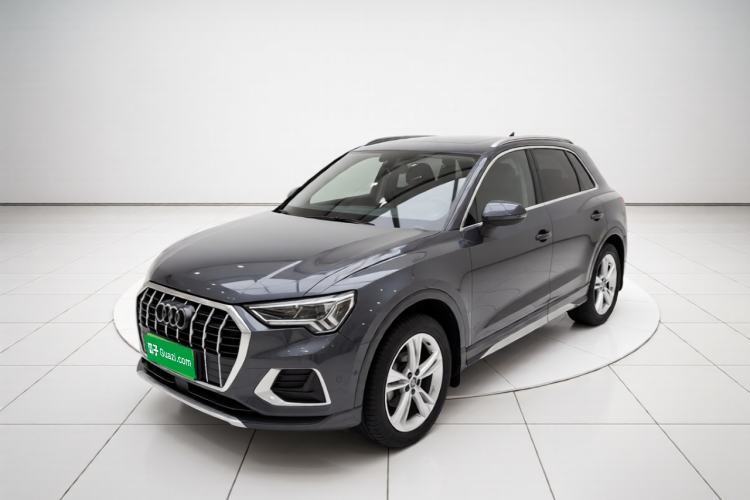 Used Audi Q3 2021 35 TFSI Fashionable and Elegant Model Guazi used car, China used car export, Used car for sale, Used Audi cars, Cheapest cars for sale