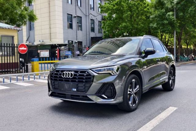 Used Audi Q3 2021 40 TFSI Fashion Dynamic Model