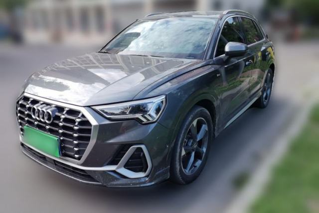 Used Audi Q3 2021 35 TFSI Fashion Dynamic Model