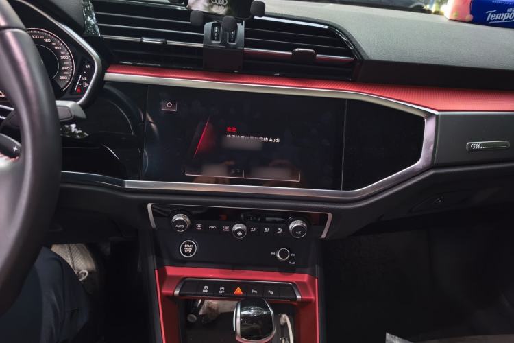 Used Audi Q3 2021 35 TFSI Fashion Dynamic Model Audio And AC Panel