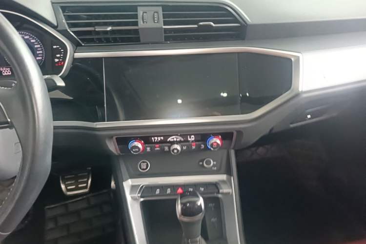 Used Audi Q3 2021 35 TFSI Enjoy Life Edition Audio And AC Panel