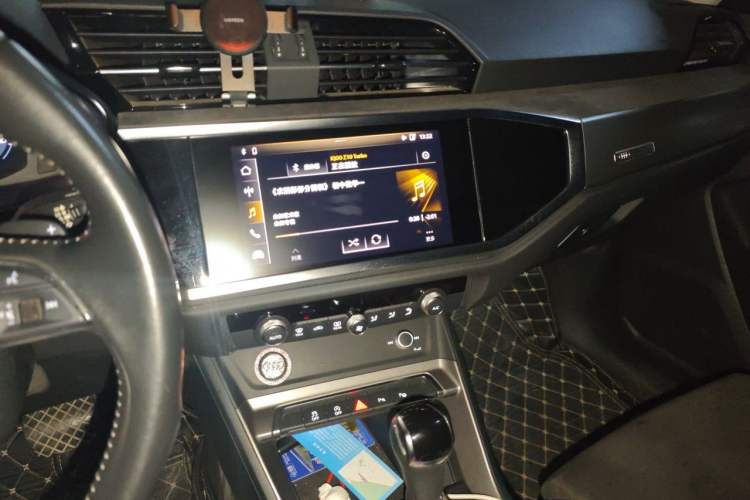 Used Audi Q3 2021 35 TFSI Fashion Dynamic Model Audio And AC Panel