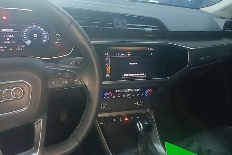 Used Audi Q3 2021 35 TFSI Fashion Dynamic Model Audio And AC Panel