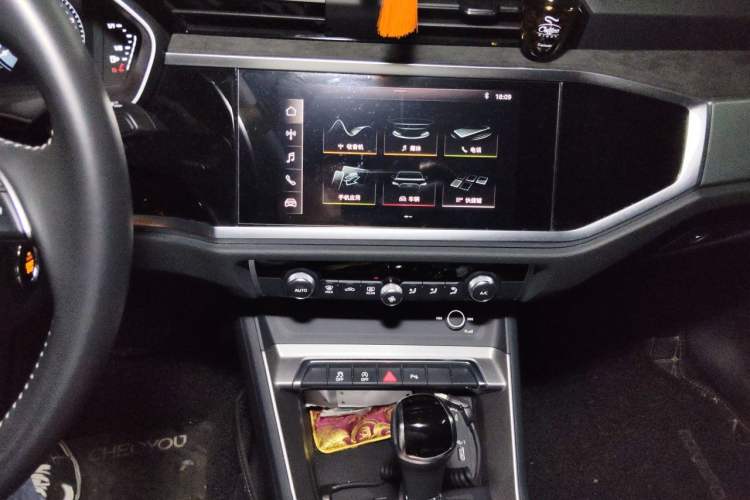 Used Audi Q3 2021 35 TFSI Progressive Dynamic Edition Audio And AC Panel