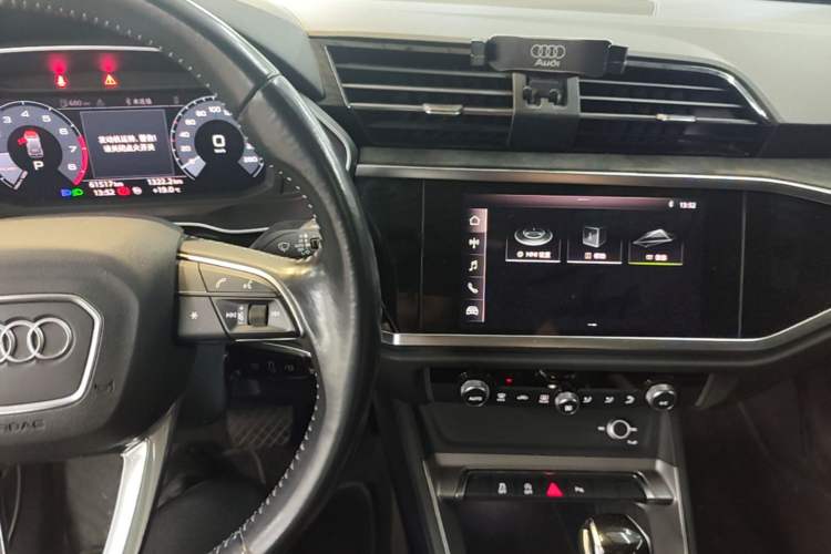Used Audi Q3 2021 35 TFSI Progressive Dynamic Edition Audio And AC Panel